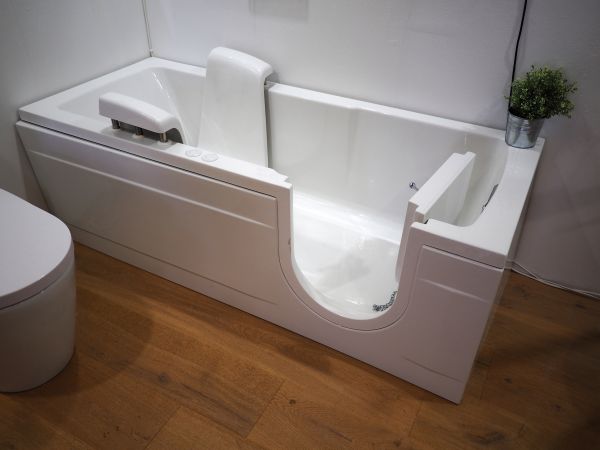 Walk In Tub Repair in Dearborn