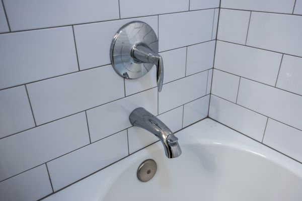 Tub Spout Replacement in Dearborn